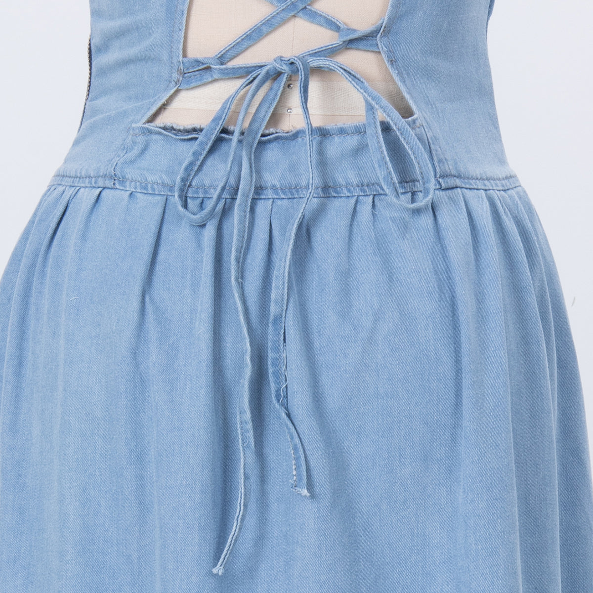 Vestido de tiras sin mangas azul denim